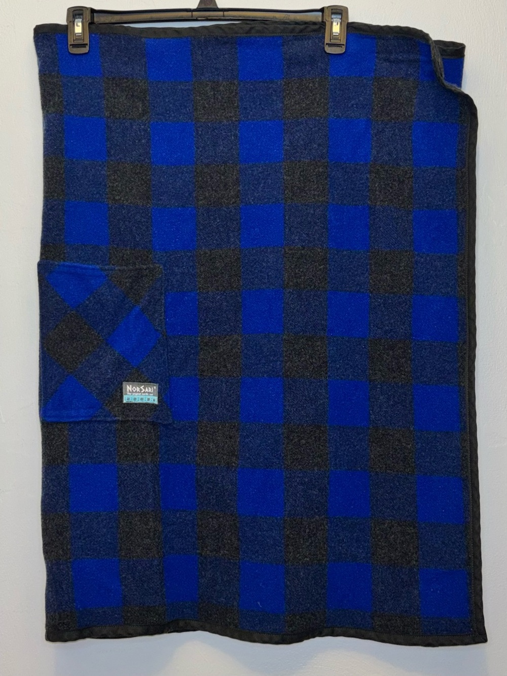 NorSari Blue Black Buffalo Plaid Wool Blend Wearable Blanket Wrap Size Large